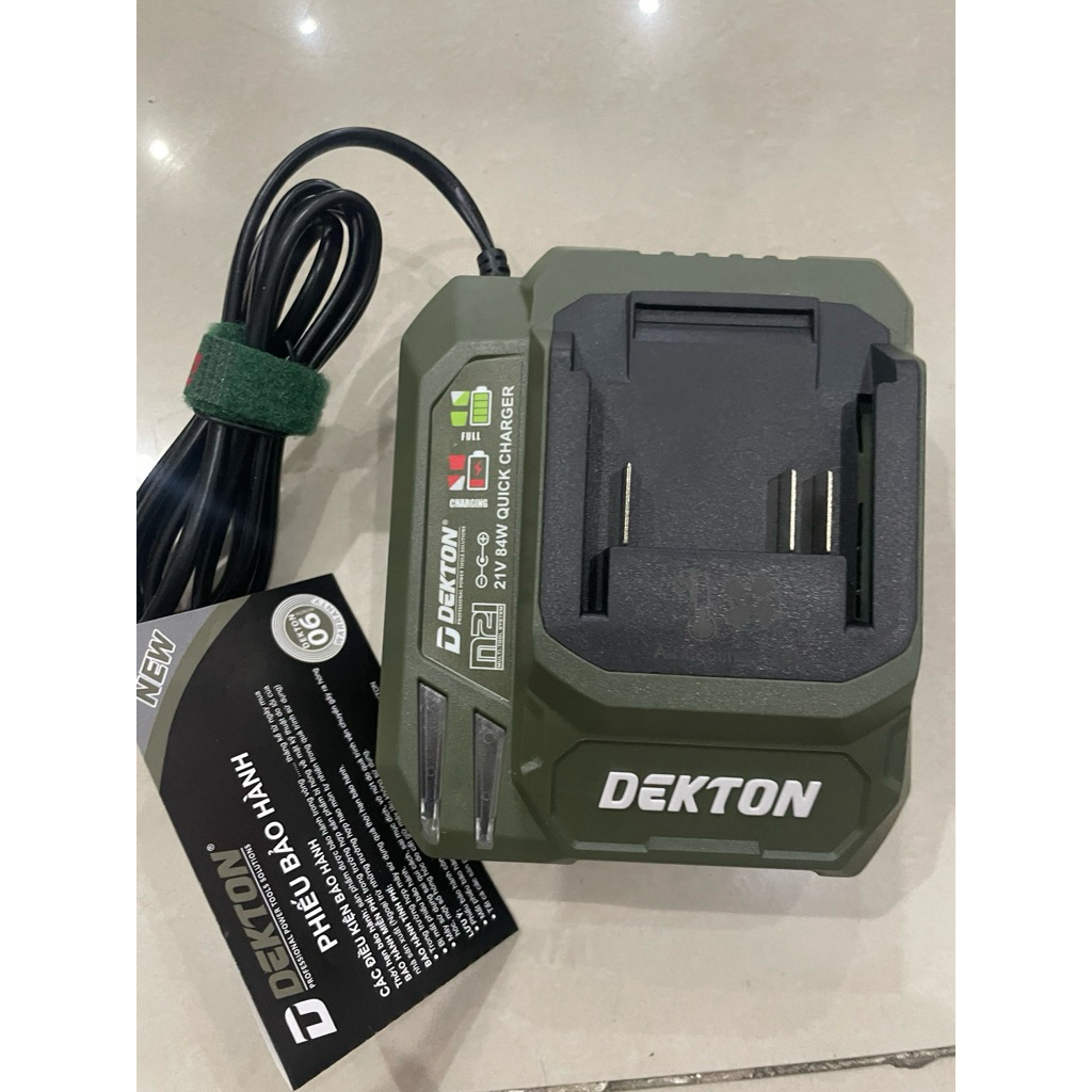 Sạc pin nhanh Dekton 4A.h 21V S40XCP M21