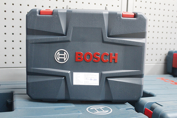 Bộ máy bắt vít dùng pin Bosch go 66 chi tiết
