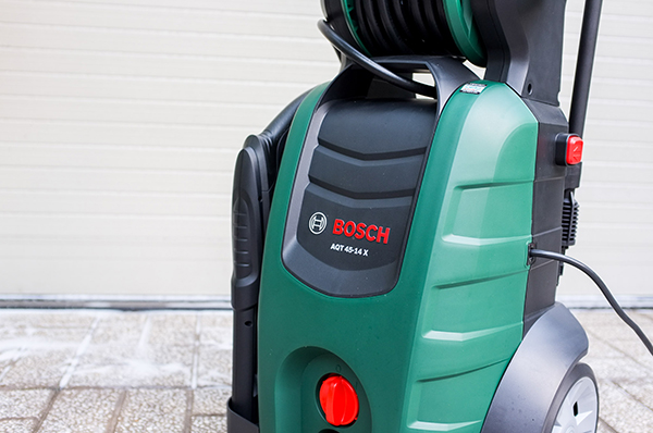 Review máy rửa xe gia đình Bosch Aqt 45-14x