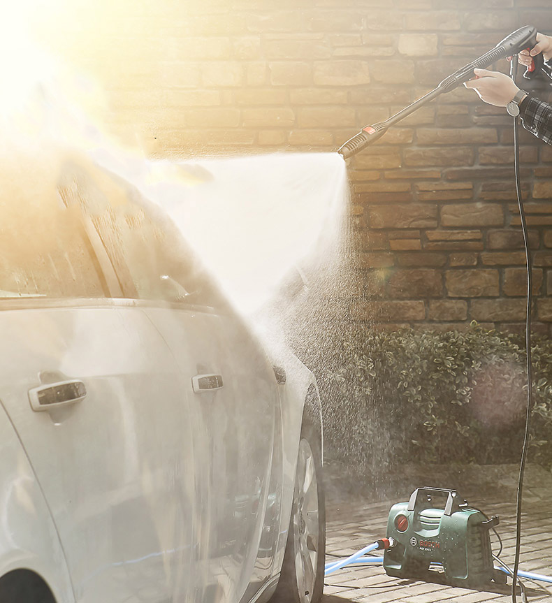 Máy rửa xe gia đình loại nào tốt, phun xịt hiệu quả và tiết kiệm nước?