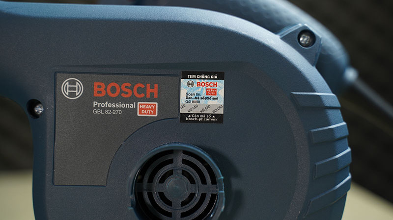 Máy thổi bụi Bosch GBL 82-270E