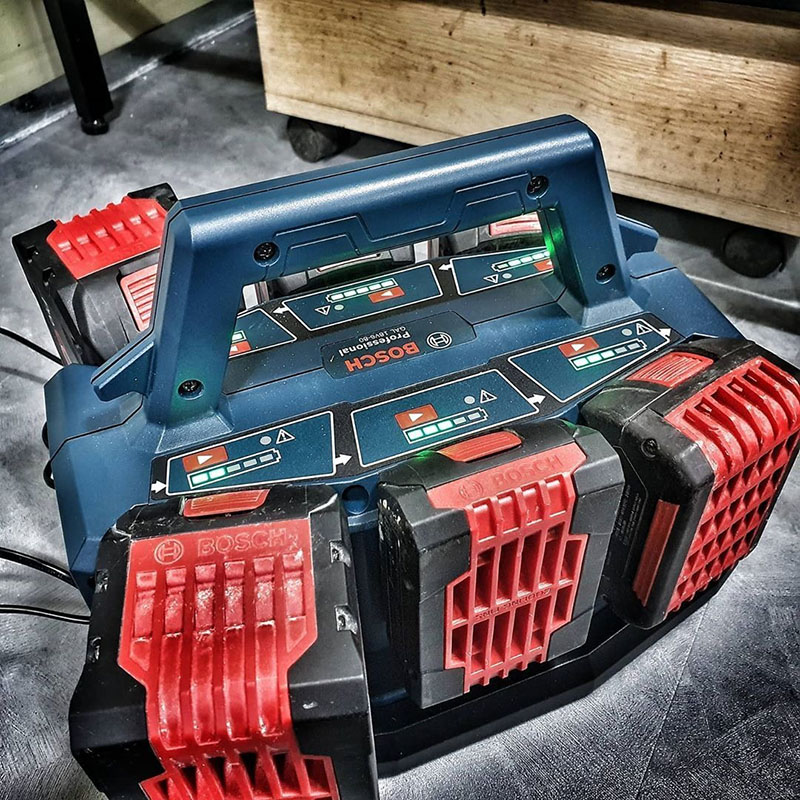 Sạc pin GAL 18V6-80 Bosch 1600A01U9L (14.4V, 18V)