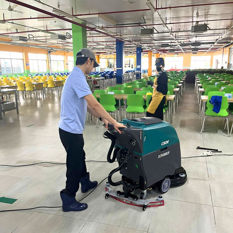 Máy chà sàn công nghiệp liên hợp CLEPRO C50E