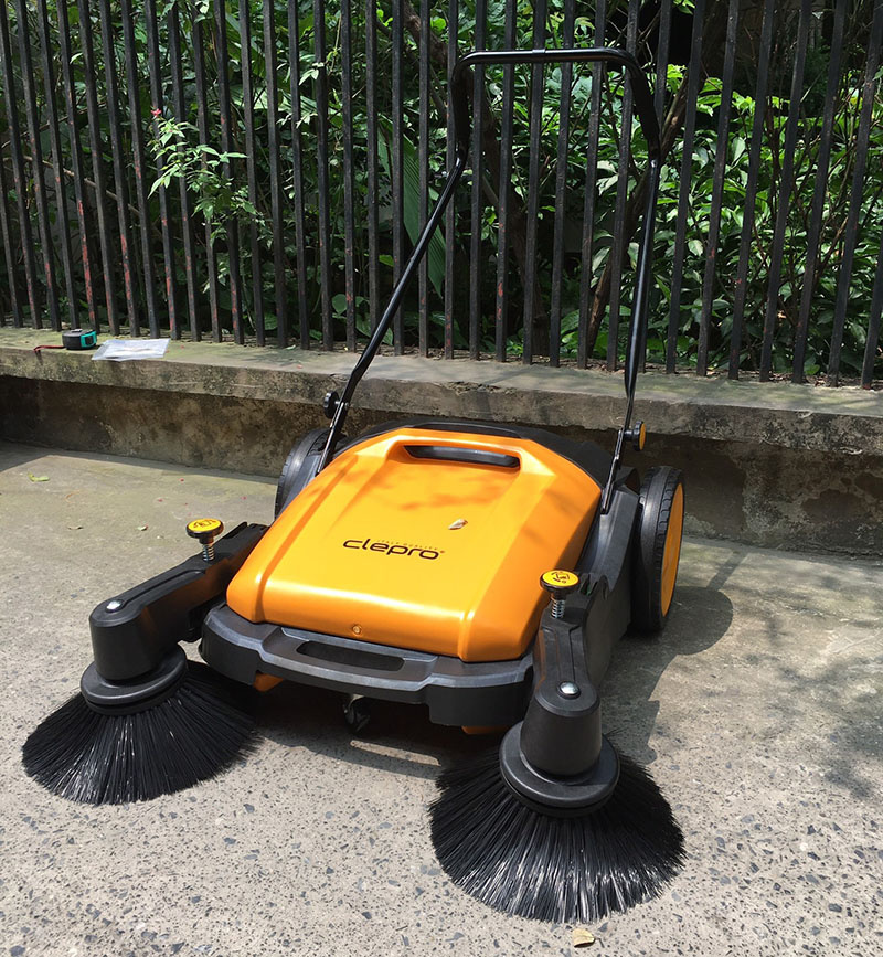 Máy quét rác đẩy tay Clepro CW-103/2