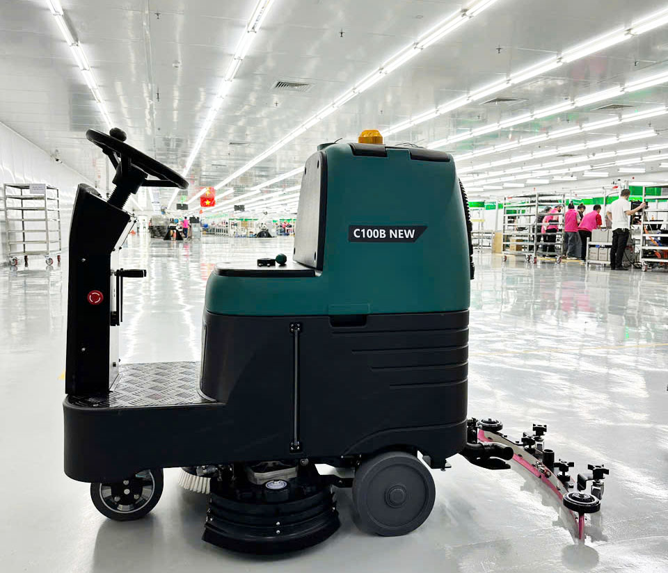 Máy chà sàn công nghiệp ngồi lái CLEPRO C100B New