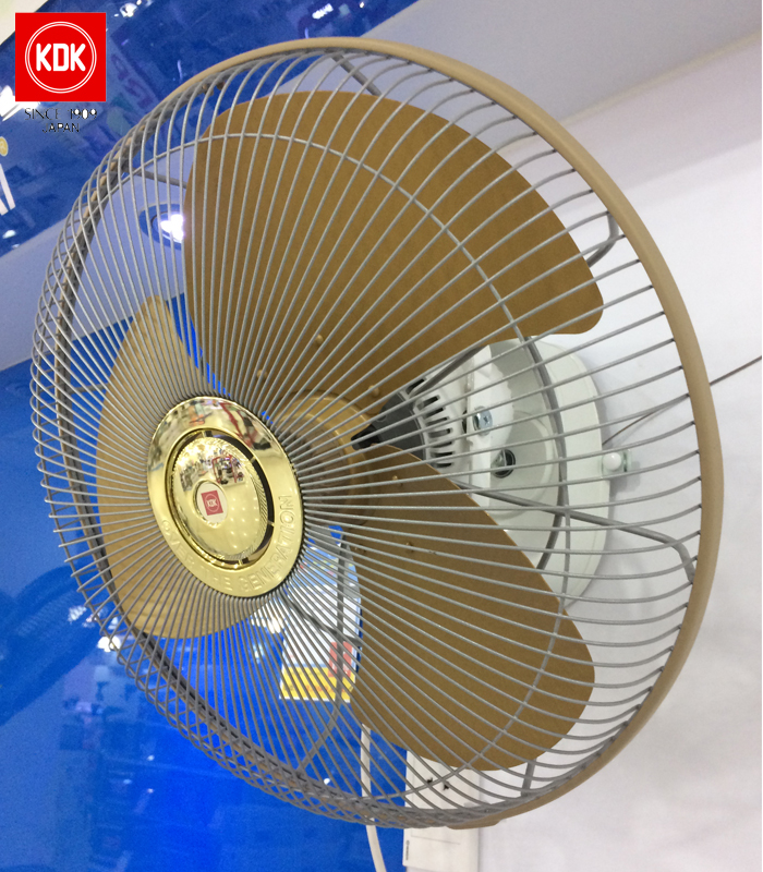 Quạt đảo trần KDK M40R
