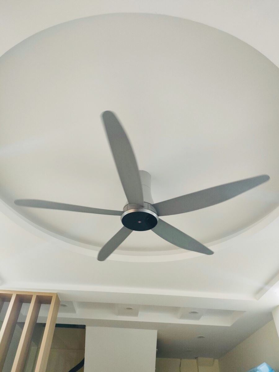 Quạt trần KDK 5 cánh DC inverter T60DW(GY)