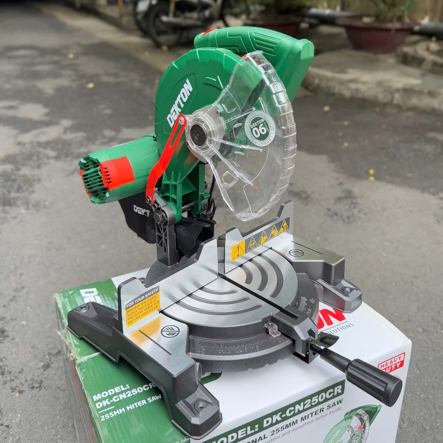 Máy Cắt Nhôm Curoa Dekton DK-CN250CR