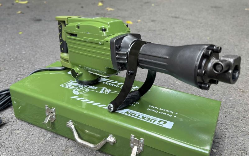 Máy đục bê tông Dekton DK-DH65XPRO