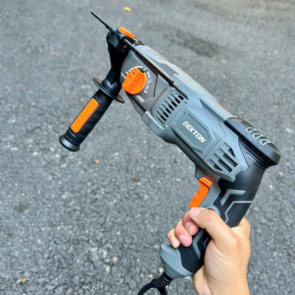 Máy khoan bê tông 3 chức năng Dekton DK-RH2603PRO