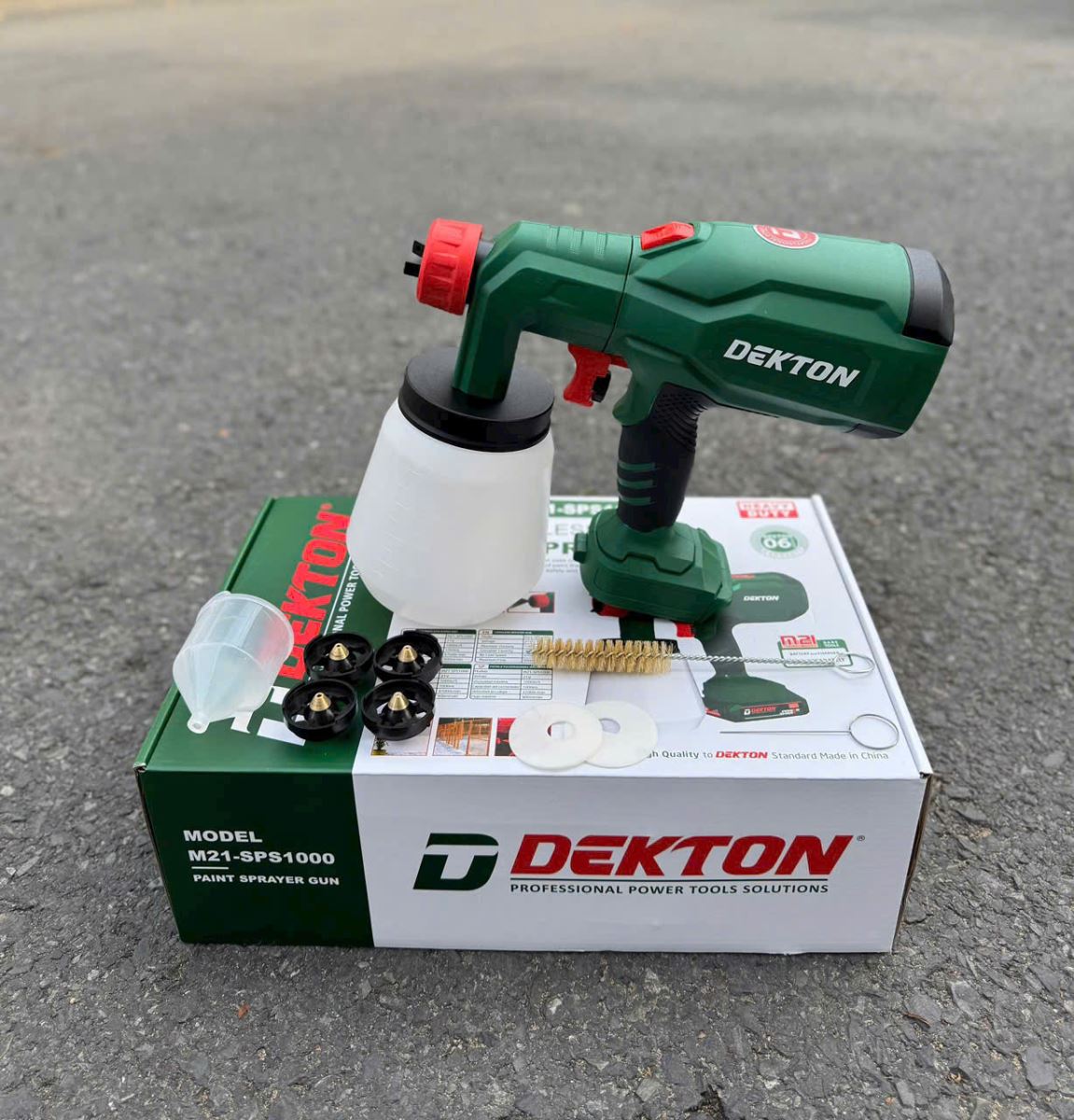 Máy phun sơn dùng pin 21V Dekton M21-SPS1000