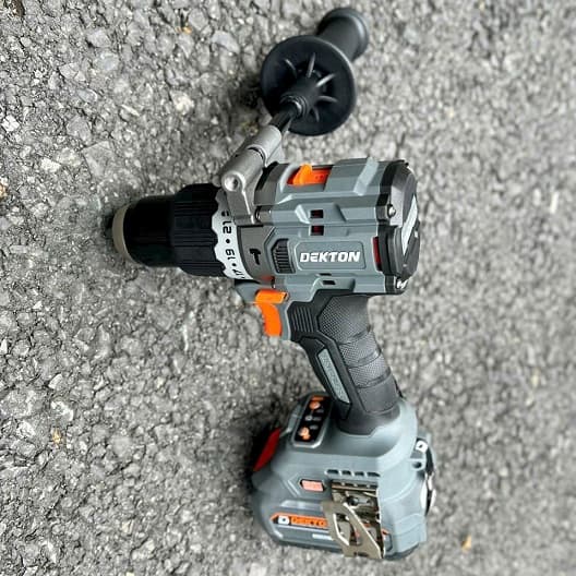 Mua máy khoan pin Dekton 21V tại DIYhomedepot