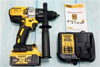 dewalt-996p2-pin-xrp-sieu-manh-khoan-lo-55mm-nhanh-hon-43