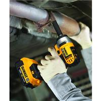 Dewalt DCF880D2 - máy siết bu lông pin tuyệt vời giá chỉ hơn 3 triệu