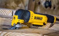 may-cat-rung-da-nang-dewalt-dwe315k-cat-ranh-khoet-tuong-ben-ngot