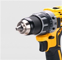 may-khoan-dewalt-dcd996m1-va-makita-dhp485sf-dau-la-ke-thong-linh