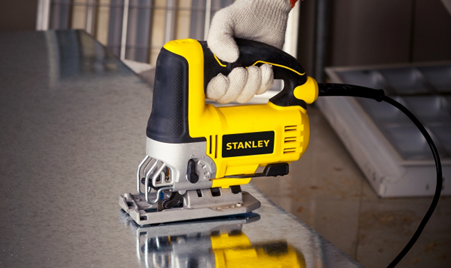 Máy cưa lọng 650W Stanley STEL 345